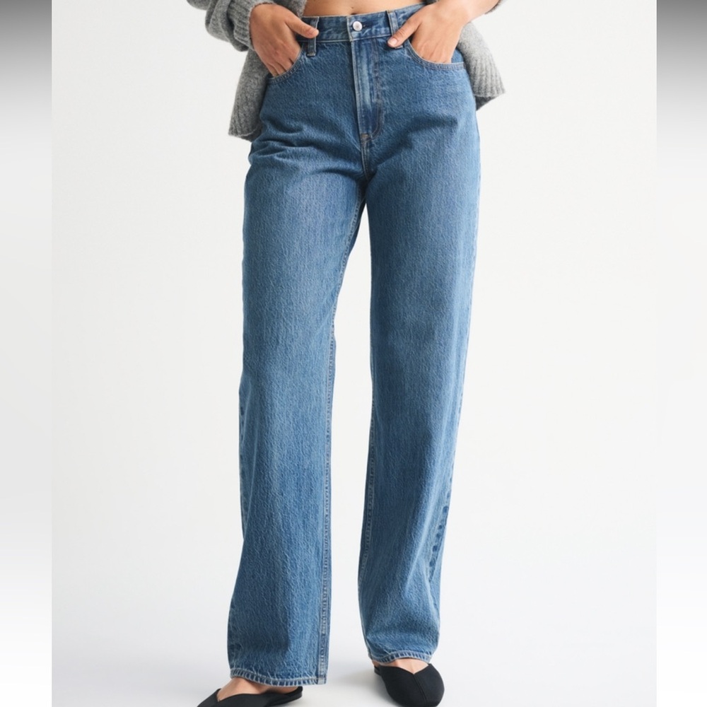 Abercrombie High Rise Loose Jeans